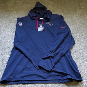 BNWT Patriots Nike Navy Pullover Hoodie with Red Accents